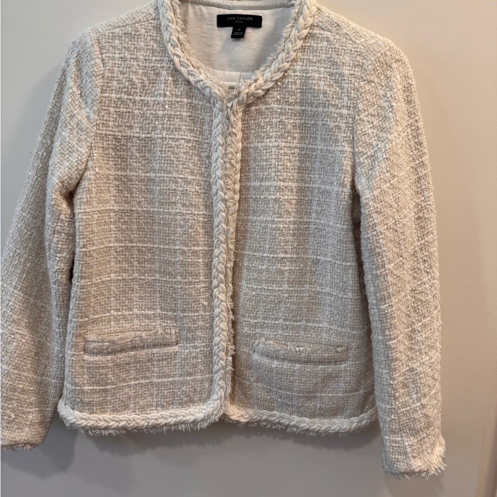 Elegant Cream Tweed Jacket